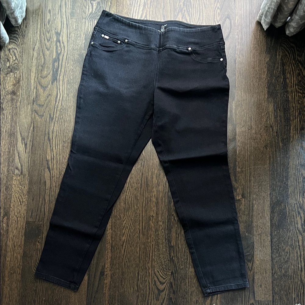 DG2 by Diane Gilman Women's Black Skinny Jeans